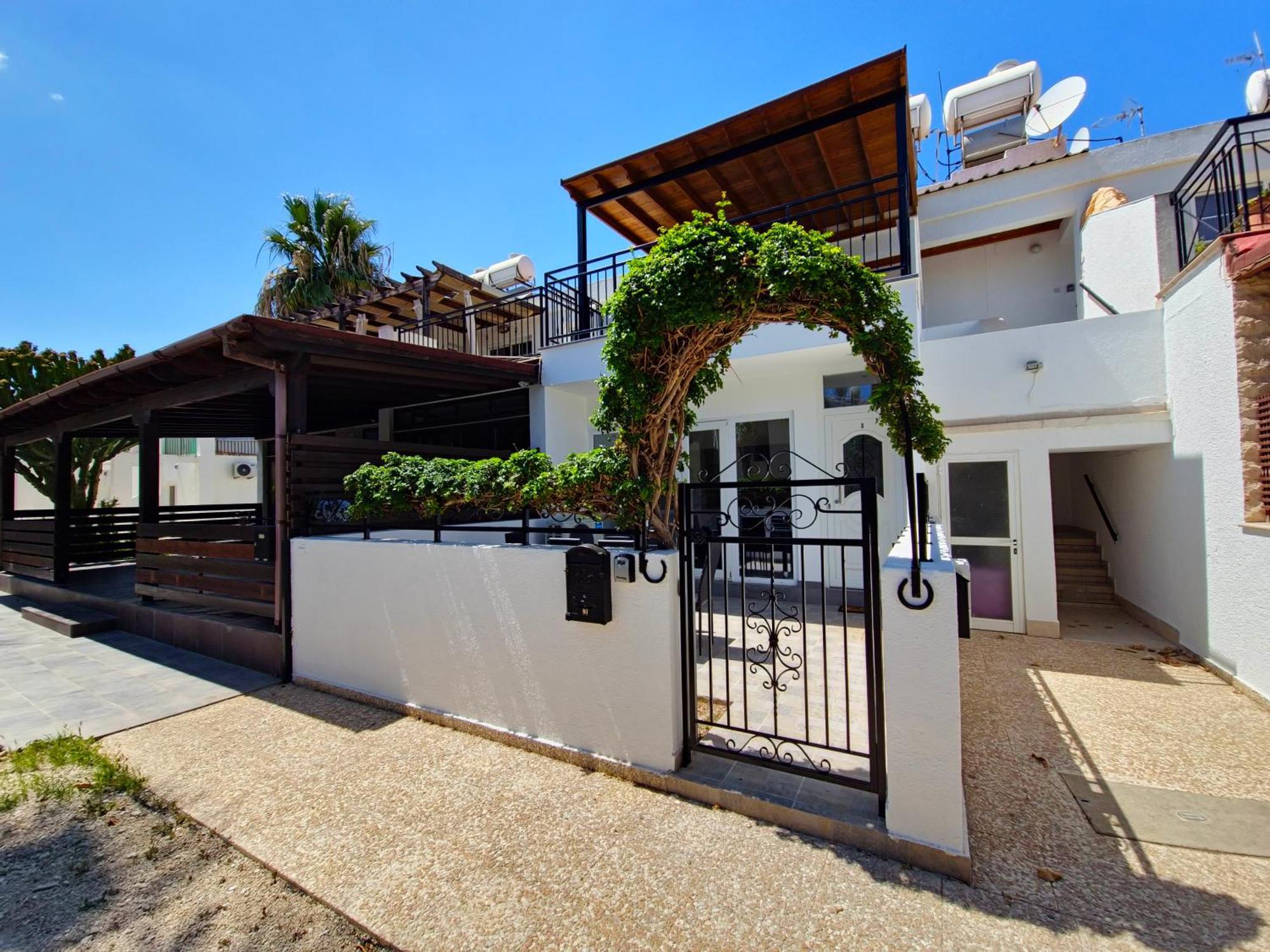 Oroklini Star 200Metres From The Sandy Beach Larnaca Extérieur photo